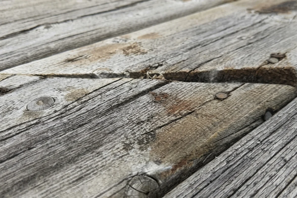 Deck Repair Handyman Mississauga img